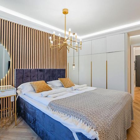 Apartamenty Sun & Snow Sagaris Z Basenem Dziwnów Esterno foto