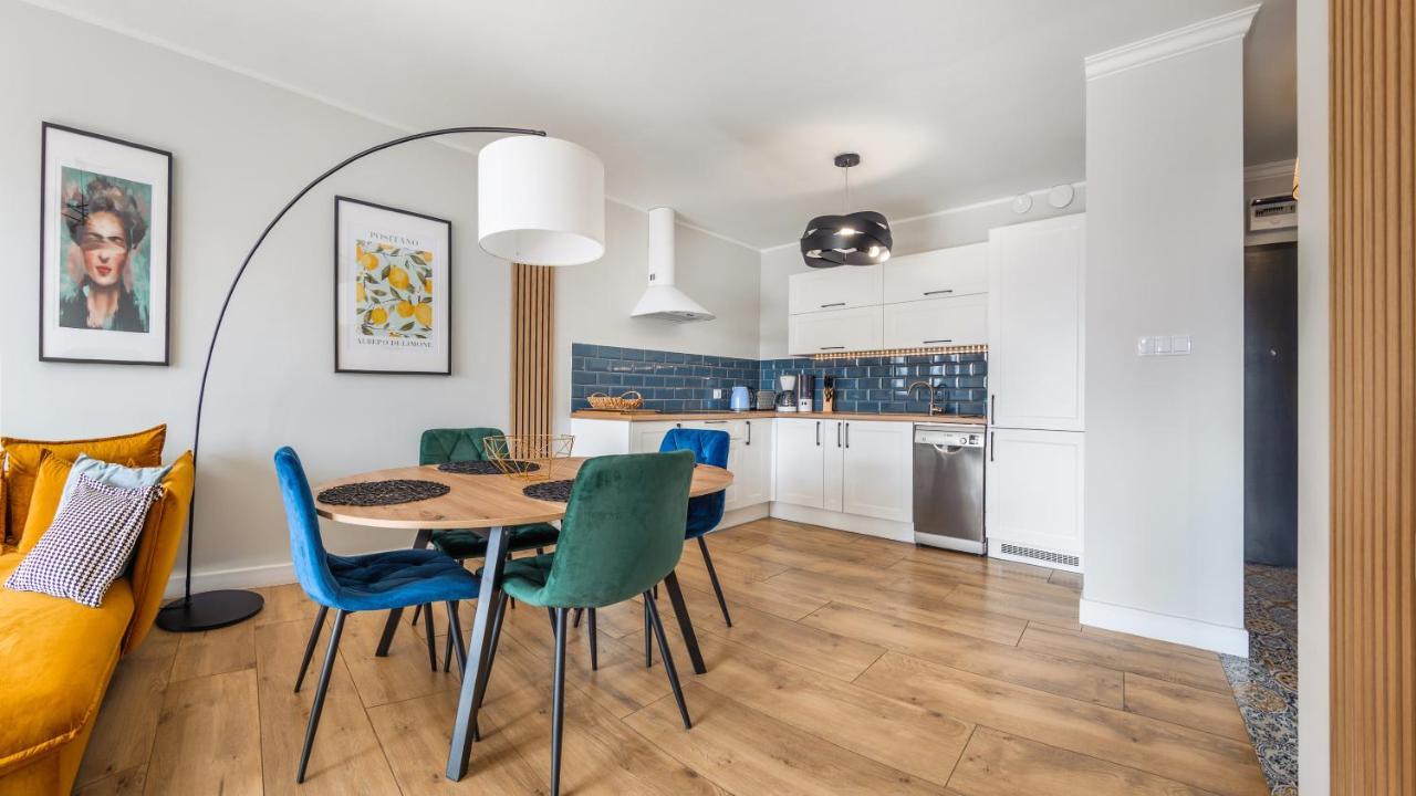 Apartamenty Sun & Snow Sagaris Z Basenem Dziwnów Esterno foto