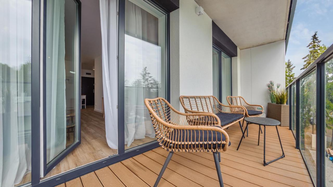 Apartamenty Sun & Snow Sagaris Z Basenem Dziwnów Esterno foto