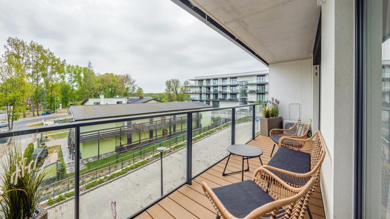 Apartamenty Sun & Snow Sagaris Z Basenem Dziwnów Esterno foto
